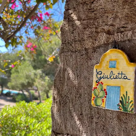 לינה וארוחת בוקר Residenza Khaddiuggia Campobello