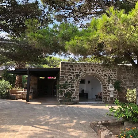 לינה וארוחת בוקר Residenza Khaddiuggia Campobello