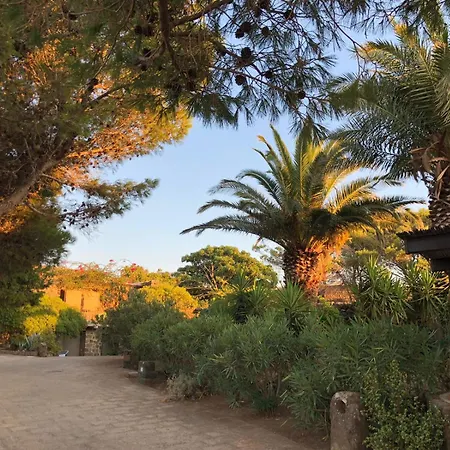 לינה וארוחת בוקר Residenza Khaddiuggia Campobello