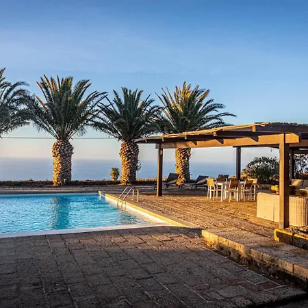 לינה וארוחת בוקר Residenza Khaddiuggia 4*