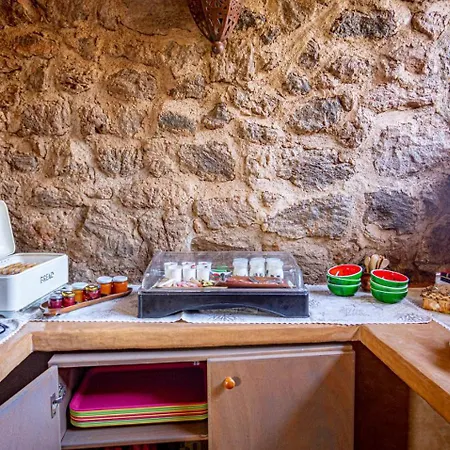 Residenza Khaddiuggia לינה וארוחת בוקר 4*